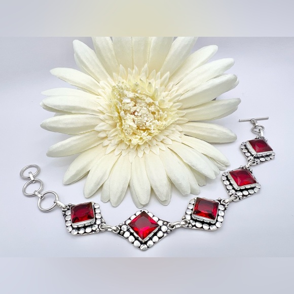 GARNET BRACELET - Picture 6 of 11